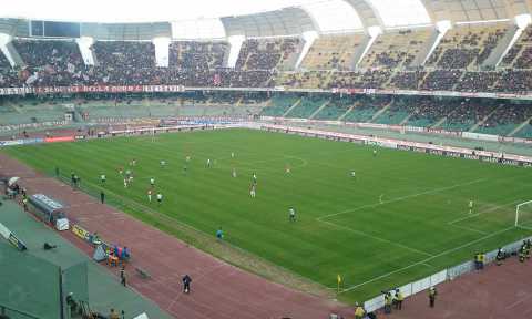 Bari, contro il Verona segnali di crescita: ma senza attaccanti non si vince